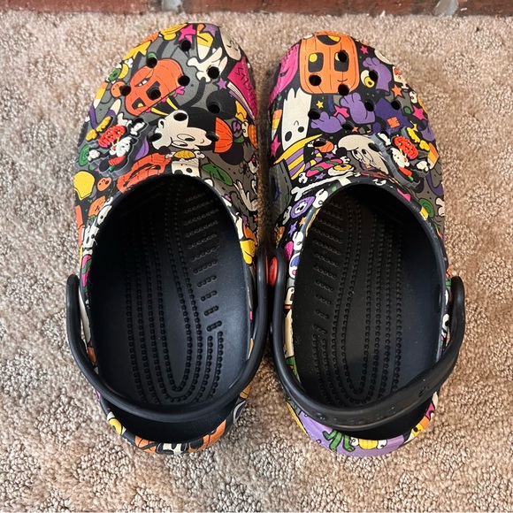 Disney Parks 2022 Crocs - Picture 2 of 9